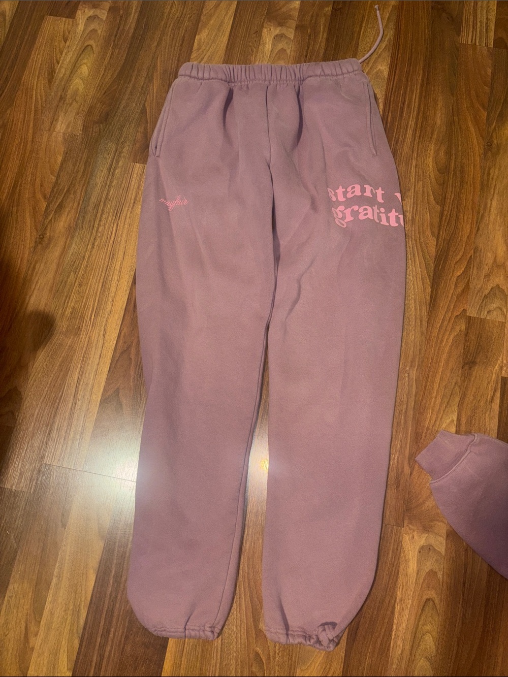 Start With Gratitude Pink Accent Mauve Crewneck Sweatshirt and Sweatpants - Picture 4 of 4